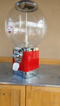 Prodejní automat na žvýkačky - 2