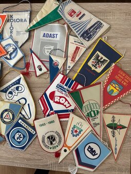 Retro vlaječky - 2