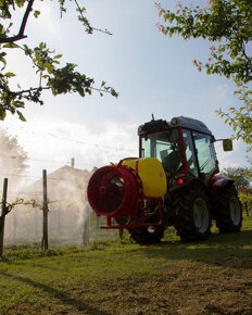 Nesený rosič AGP 220 litrů za traktor, malotraktor - 2