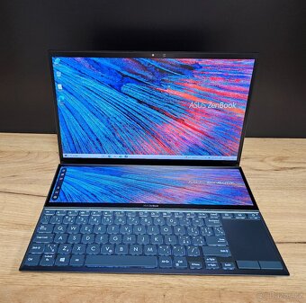 ASUS ZenBook Duo UX482 Dotyková obrazovka - 2