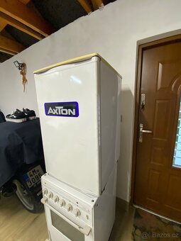 Menší plně funkční lednice - 2