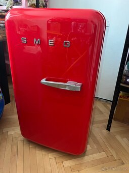 SMEG FAB10 lednice - červená - top stav - 2