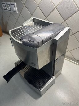 Pákový kávovar Delonghi - 2