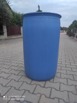 Plastový sud na vodu - 2