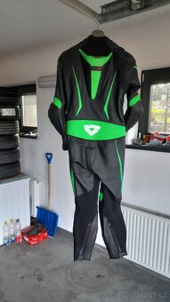 Revit jednodílná kombinéza jak nová - 2