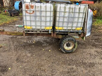 Voznice na vodu, napajecka - 2