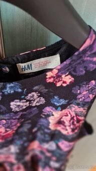 Krásné šatičky, zn. H&M, vel. 140, 9-10 let, květiny - 2