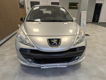 Peugeot 207 1,4 i - 2