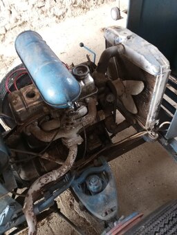 Traktor domácí vyroby - 2