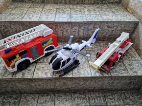 Auta se sbirky Shell + hracky - 2