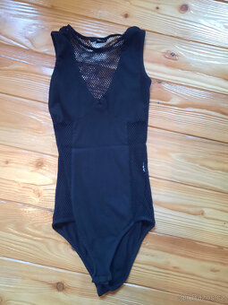 Různé dámské oblečení - 2