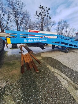 Naklapěcí rampa - 2