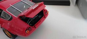Ferrari 365 GTB/4 1:18 (kyosho) - 2