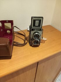 Stary fotoaparát  Flexaret automatic - 2