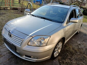 Toyota T25 Avensis - 2