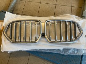 Maska BMW X6 G06 Iconic glow - 2