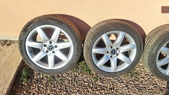 ALU KOLA R17 MERCEDES, LETNÍ PNEU TOP STAV - 2