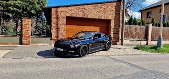 Ford Mustang 5.0 GT 324kw Manuál (368 Kw) - 2