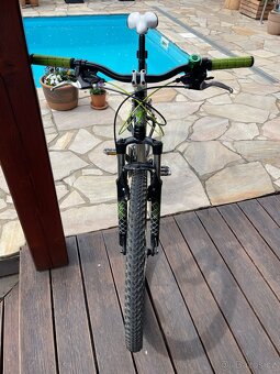 Horské kolo Specialized - 2