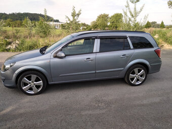 Opel Astra kombi - 2