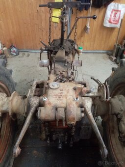 Zetor 3011 3045 kompletní zadní část - 2
