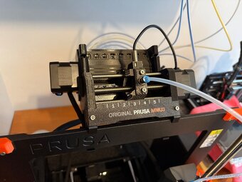 Prusa MK4S + mmu3 + box na filamenty - 2