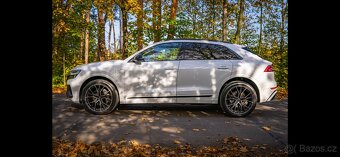 Audi Q8 55 TFSI quattro S line – 2022, 60 000 km, odpočet DP - 2