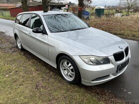 BMW Řada 3, 320d Touring 130kW,PANORAMA - 2