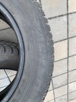 Zimní pneu 215/65 R17 - 2