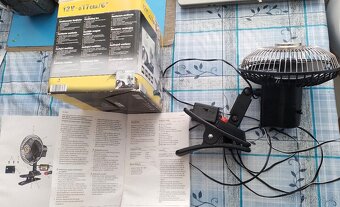 Oscilující ventilátor na 12V - skvělý do auta - 2