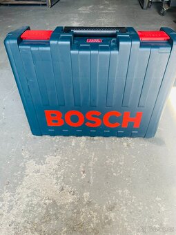 Sekací / bourací kladivo BOSCH GSH 5 CE SDS MAX - 2