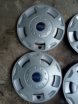 Originál poklice Ford Transit r15 - 2