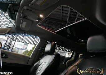 Chrysler Pacifica Combi - 2