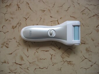 Pedikůra-odstraňovač tvrdé kůže. - 2