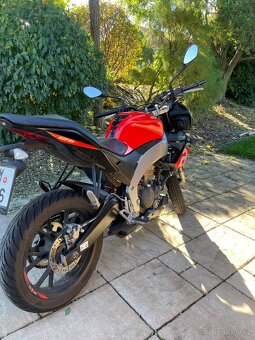 Aprilia Tuono 125 - 2