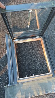 Střešní výlez - 2