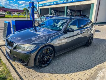 BMW e91 335xi - 2