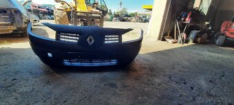 Renault laguna přední nárazník - 2