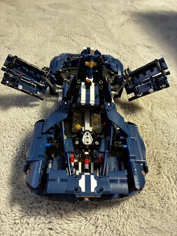 LEGO TECHNIC FORD GT - 2