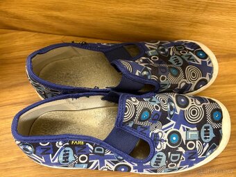 Prodám dětské bačkůrky Fare, velikost 33 - 2