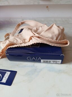 Tělová podprsenka - 2