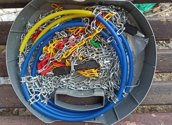 2x sněžné řetězy - 2