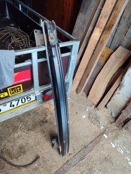 Zadní nárazník - 2