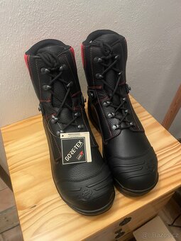 Těžařské neprořezné boty - 2
