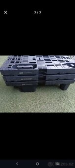 Palety 1/4 plastove - 2