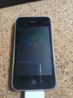 iPhone 3G 8GB - 2