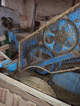 Prodám balíkovac slamy - 2