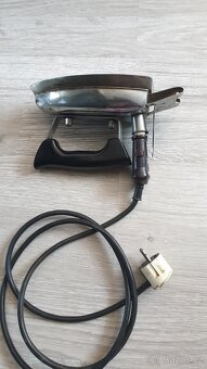 Retro žehlička - 2