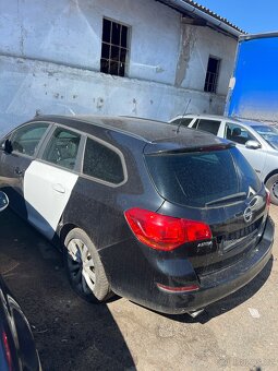 Opel Astra J na díly - 2