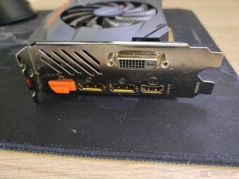 Gigabyte aorus rx570 4gb - 2